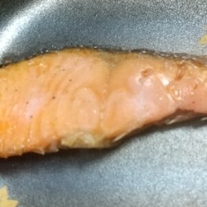 魚♡鮭ムニエル・黒胡椒